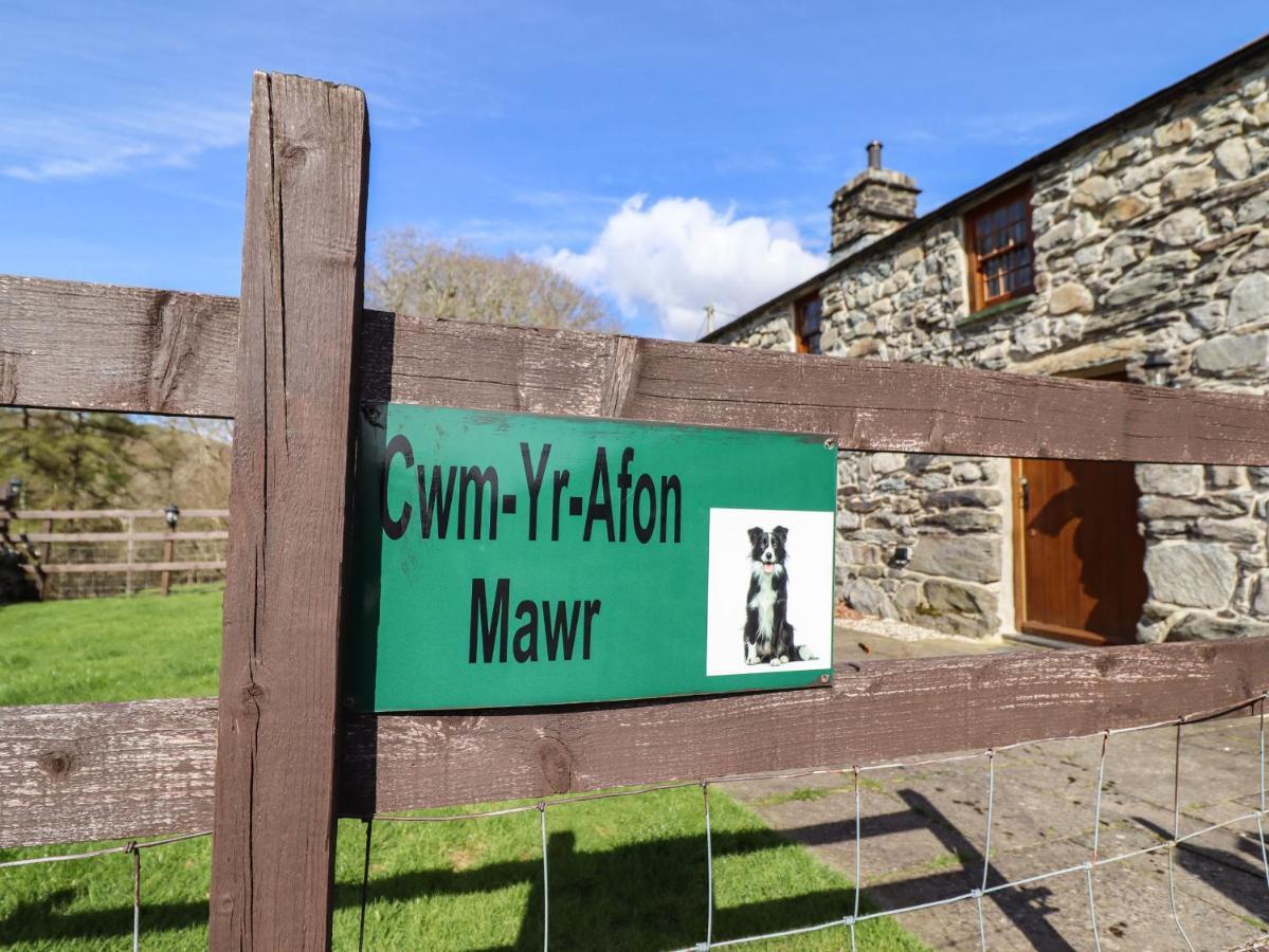Вилла Cwm Yr Afon Mawr Лланбедр Экстерьер фото