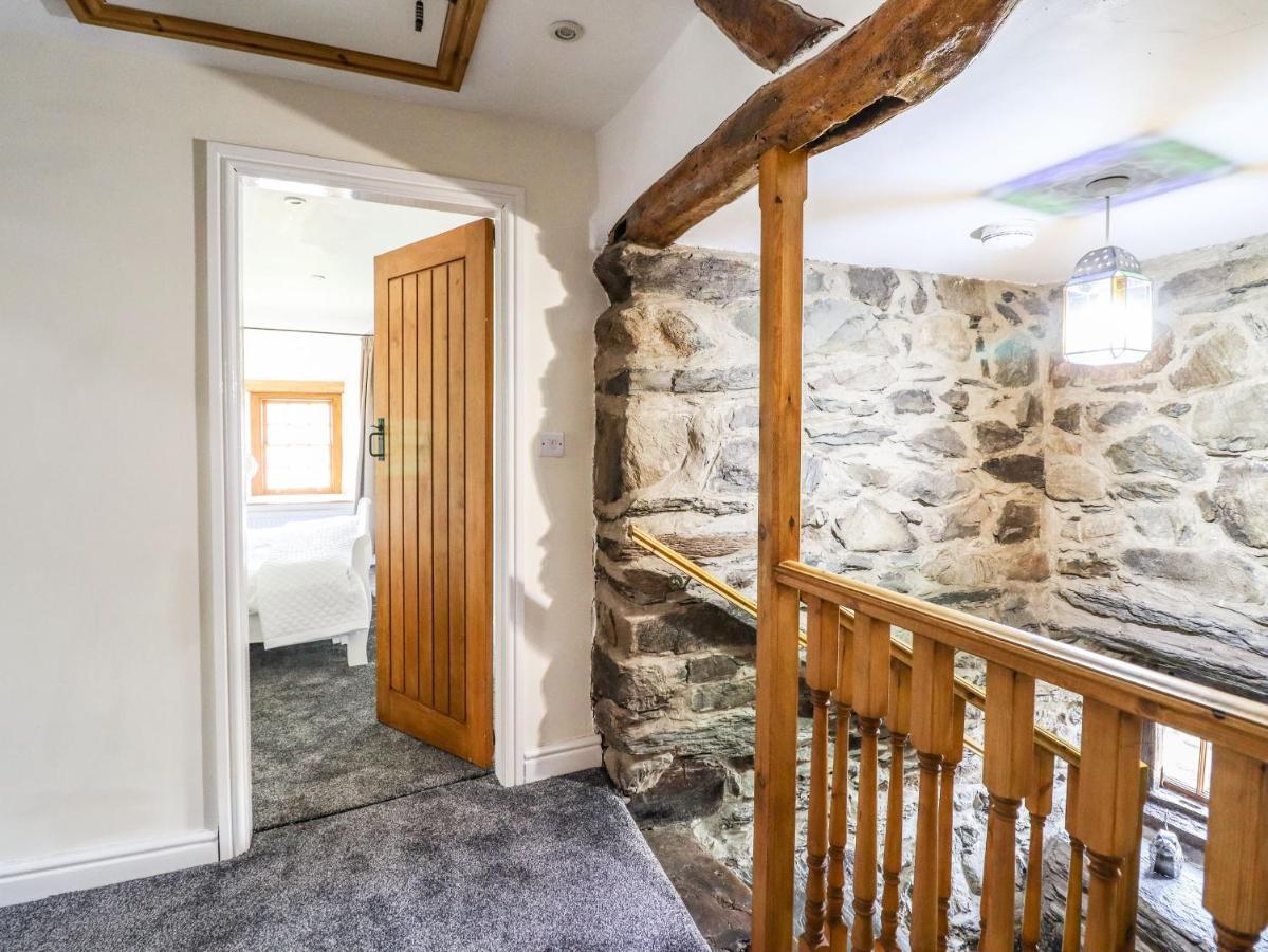 Вилла Cwm Yr Afon Mawr Лланбедр Экстерьер фото